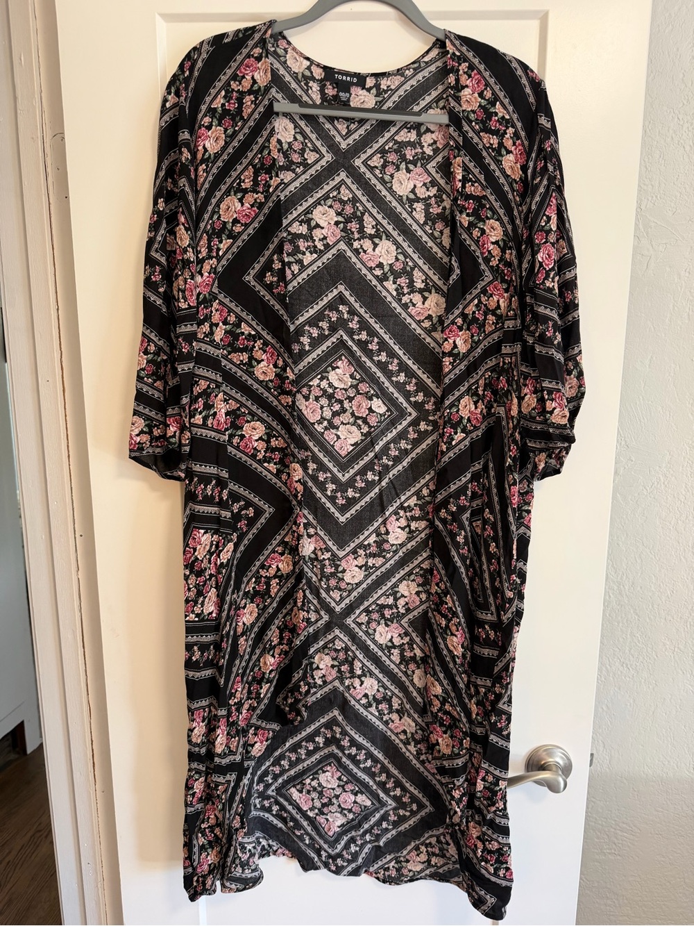 Torrid Black Floral Maxi Kimono Style Cardigan